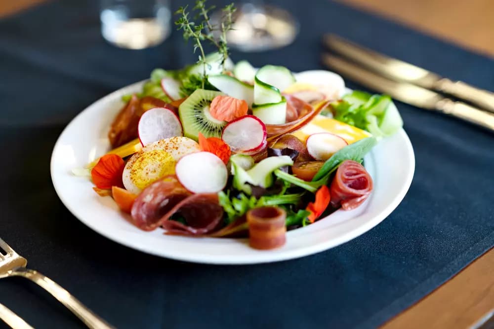 Mixed Green Salad