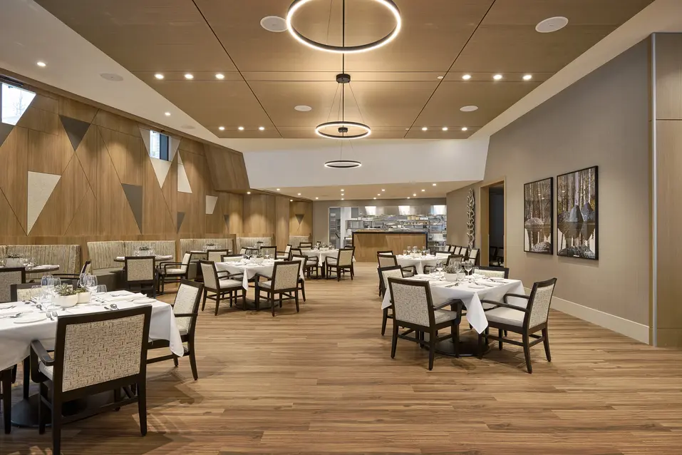 Chartwell Victoria Harbour's large dining area.