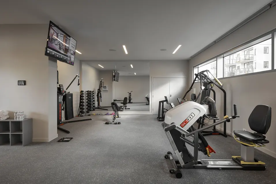 Chartwell Victoria Harbour's fitness area, fitness equipment.