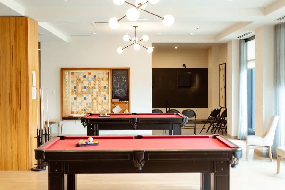 Table de billard à Chartwell Légende / Billards table at Chartwell Légende