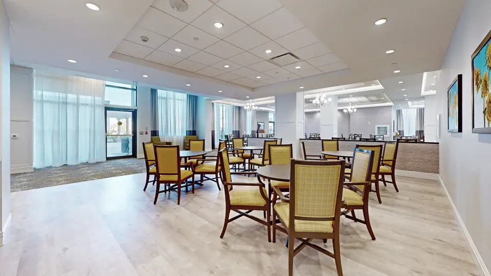 Bistro with table and chairs at Chartwell St. Catharines