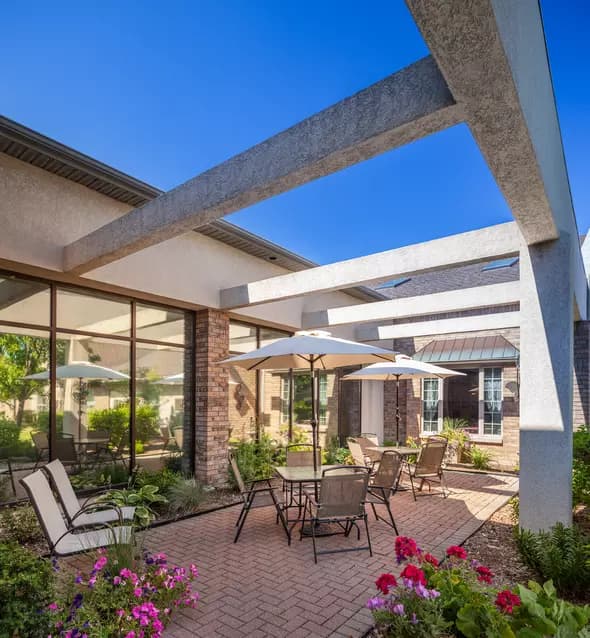 Terrace of Chartwell Oak Park Terrace Retirement Residence