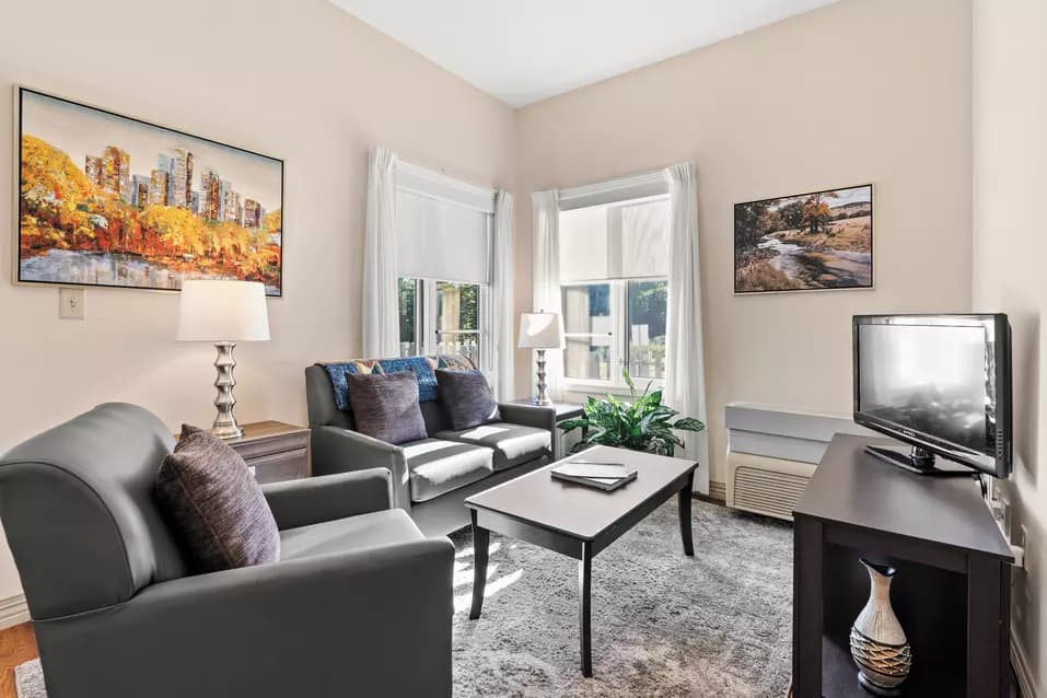 The living area of a suite in Chartwell Hilldale Retirement Residence