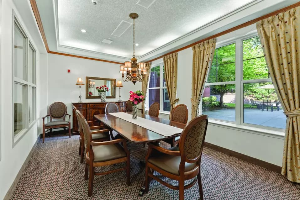 Chartwell Regency Retirement Residence private dining room